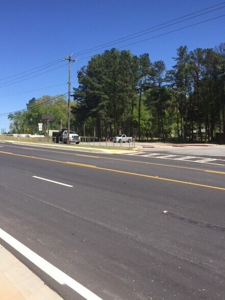 More Photos Of 1923 Lower Roswell Rd, Marietta Land For Sale