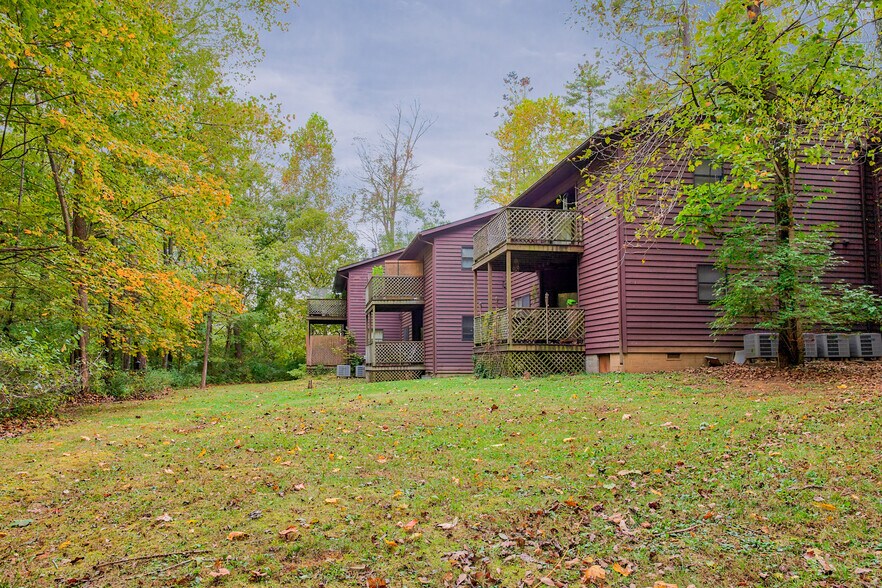 More Photos Of 1533 Arbors Ln, Bloomington Apartments For Sale