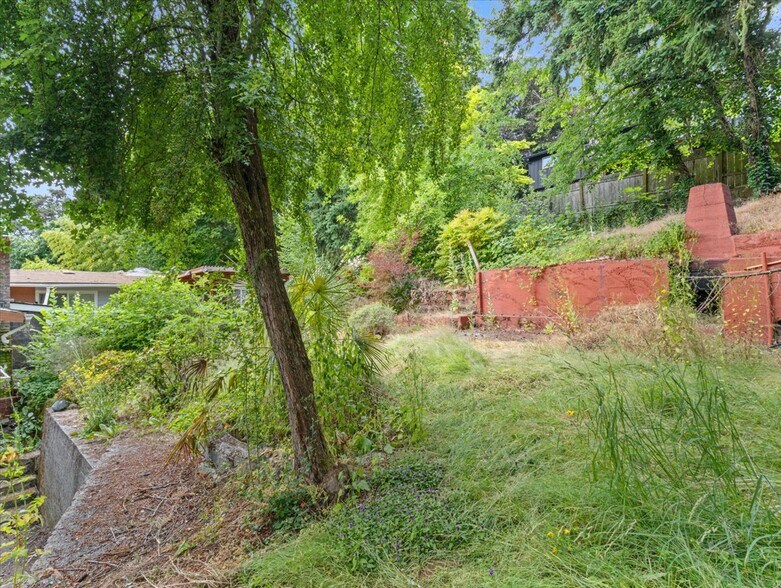 More Photos Of 2510 NE 54th St, Vancouver Land For Sale