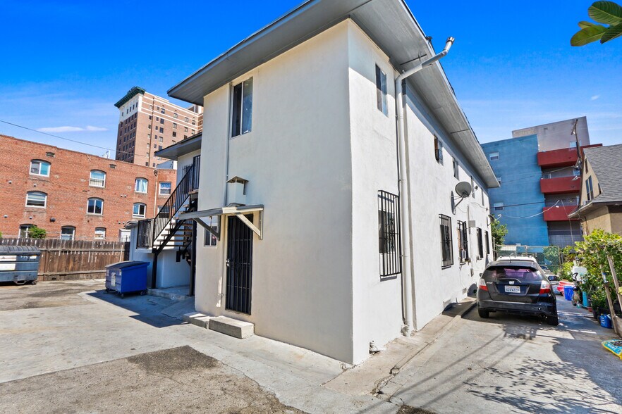 More Photos Of 735 Witmer St, Los Angeles Apartments For Sale