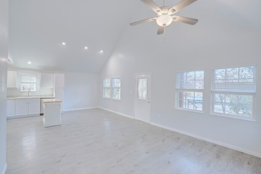 More Photos Of 7311 FM 1886, Azle Apartments For Sale