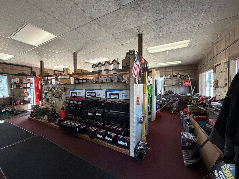 More Photos Of 5235 US-51 Hwy, Mercer General Retail For Sale