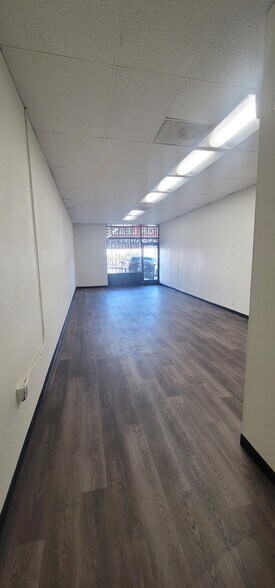 More Photos Of 355-365 S Western Ave, Los Angeles Unknown For Lease