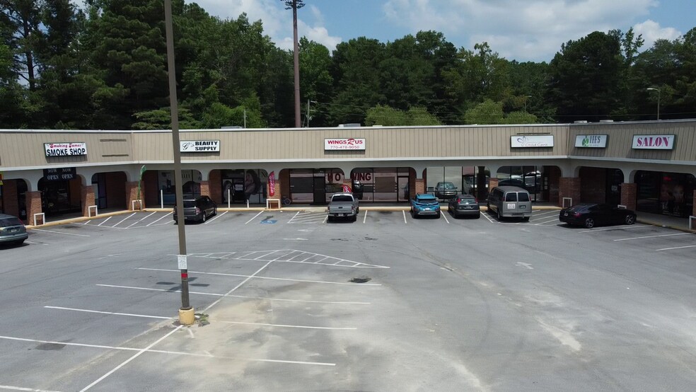 More Photos Of 300 Flint River Rd, Jonesboro Unknown For Lease