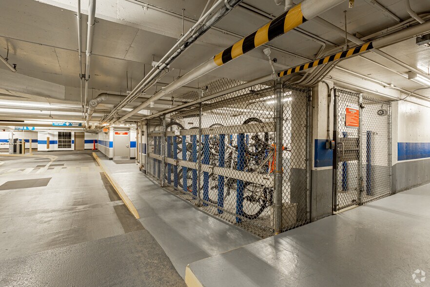 More Photos Of 111 5th Ave SW, Calgary Office For Lease