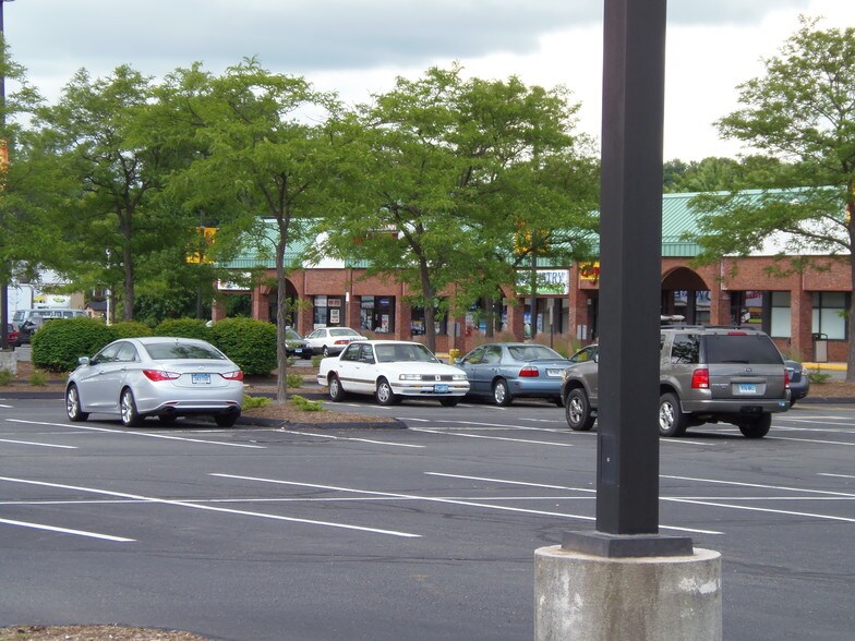 More Photos Of 1267-1309 Silas Deane Hwy, Wethersfield Unknown For Lease