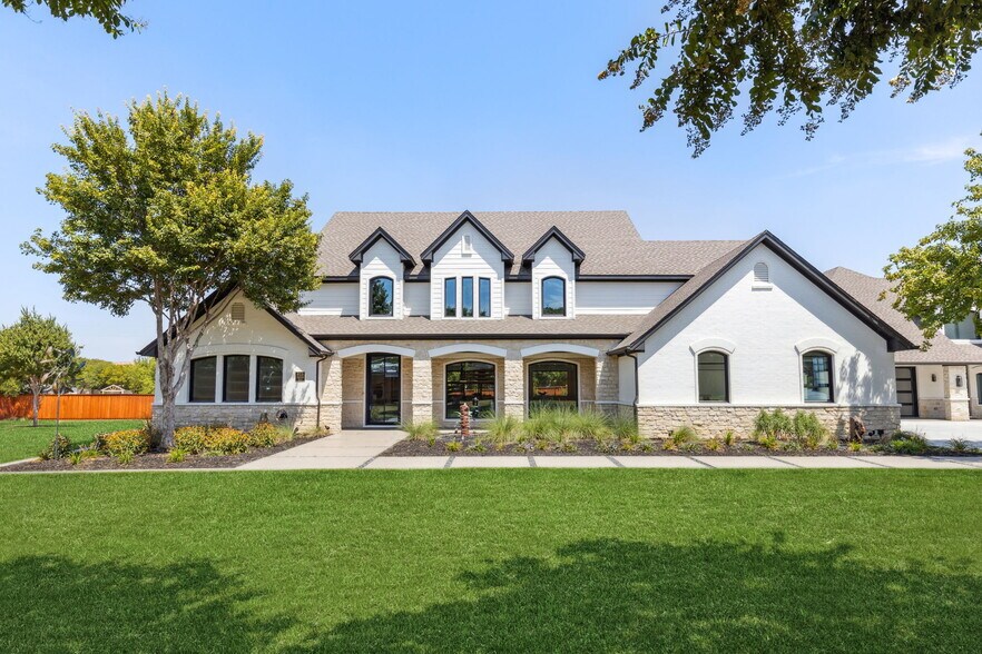 More Photos Of 615 Brewer Rd, Southlake Specialty For Sale