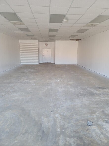 More Photos Of 337 West Ave, Cedartown Storefront For Sale