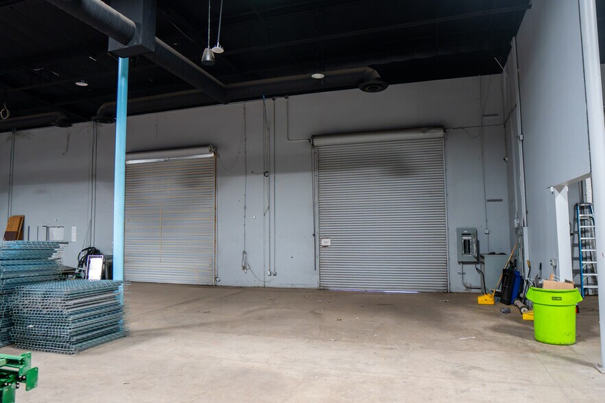 More Photos Of 3161 N 35th Ave, Phoenix Warehouse For Sale