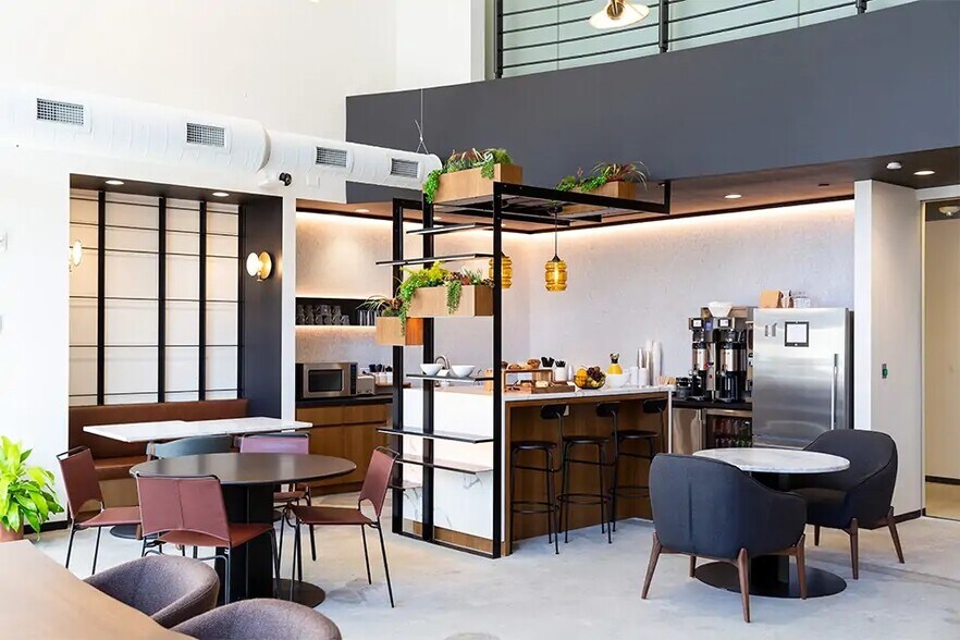 More Photos Of 855 Boylston St, Boston Coworking Space