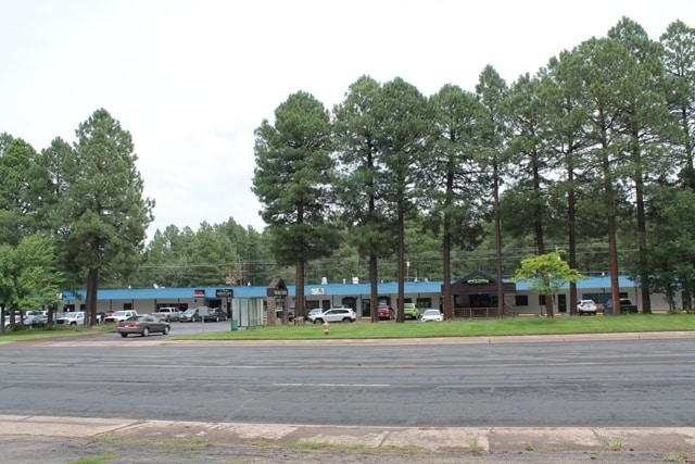 More Photos Of 674 E White Mountain Blvd, Pinetop Storefront Retail Office For Sale