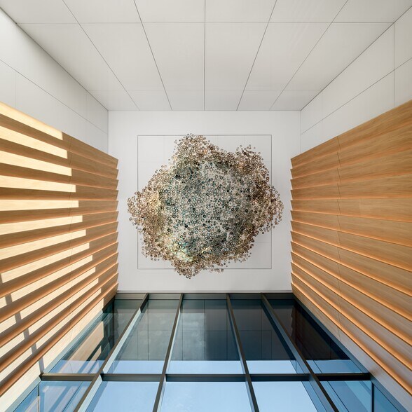 More Photos Of 200 Twin Dolphin Dr, Redwood City Office For Lease