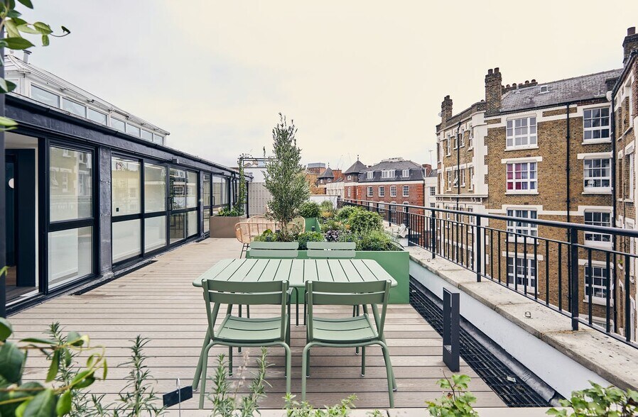 Primary Photo Of 16 Laystall St, London Office For Sale