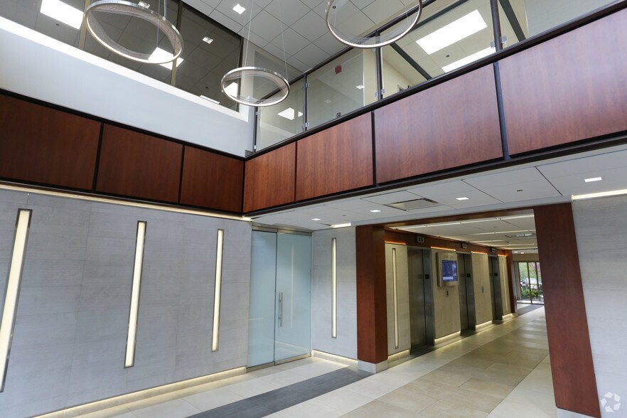 More Photos Of 1000 Bridgeport Ave, Shelton Medical For Lease