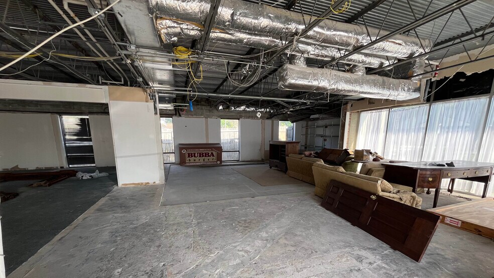 More Photos Of 4339 Roosevelt Blvd, Jacksonville Medical For Lease