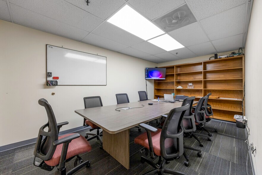 More Photos Of 1315 W 12th St, Kansas City Warehouse For Sale