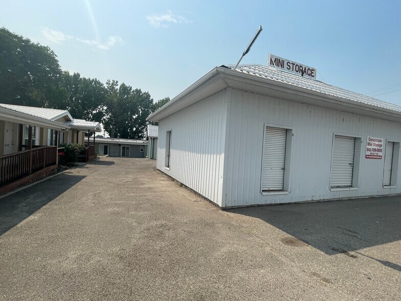 More Photos Of 482 SE 1st Ave, Ontario Self Storage For Sale