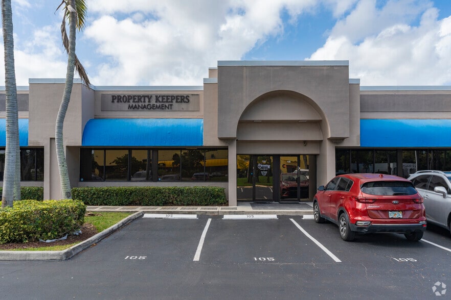 More Photos Of 6555 Powerline Rd, Fort Lauderdale Unknown For Lease