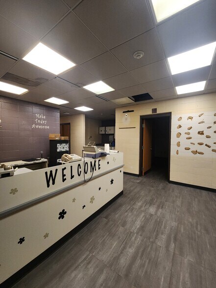 More Photos Of 14733 Main St, Moores Hill Flex For Sale