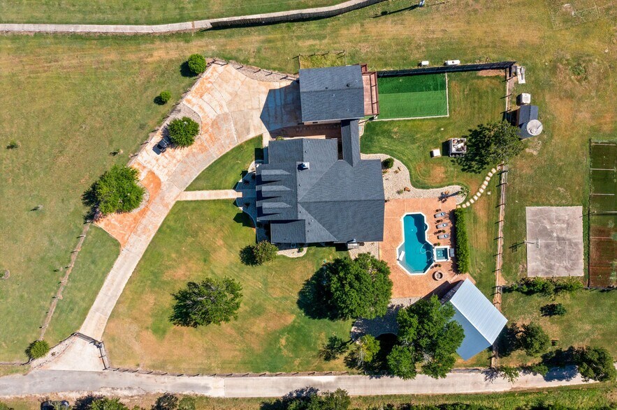 More Photos Of 31300 Ranch Road 12, Dripping Springs Specialty For Sale