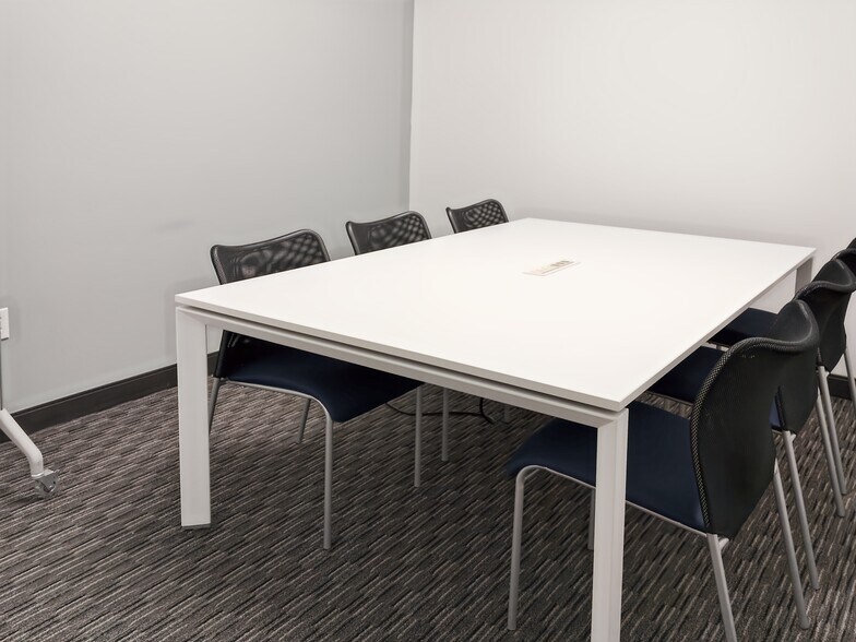 More Photos Of 13785 Research Blvd, Austin Coworking Space