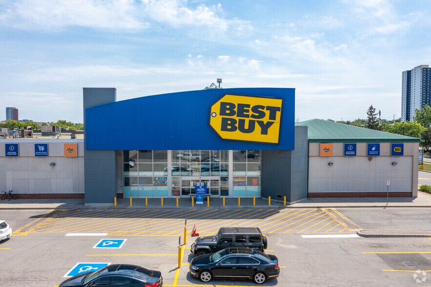 More Photos Of 2625 Weston Rd, Toronto Unknown For Lease