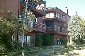 More Photos Of 7586 W Jewell Ave, Lakewood Medical For Sale