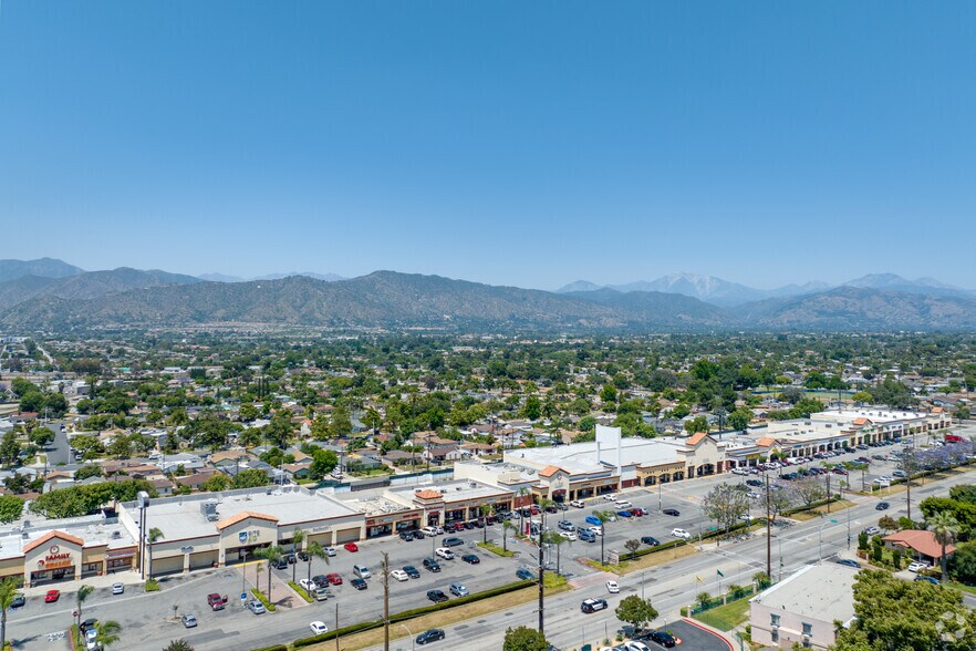 More Photos Of 422 S Azusa Ave, Azusa Unknown For Lease