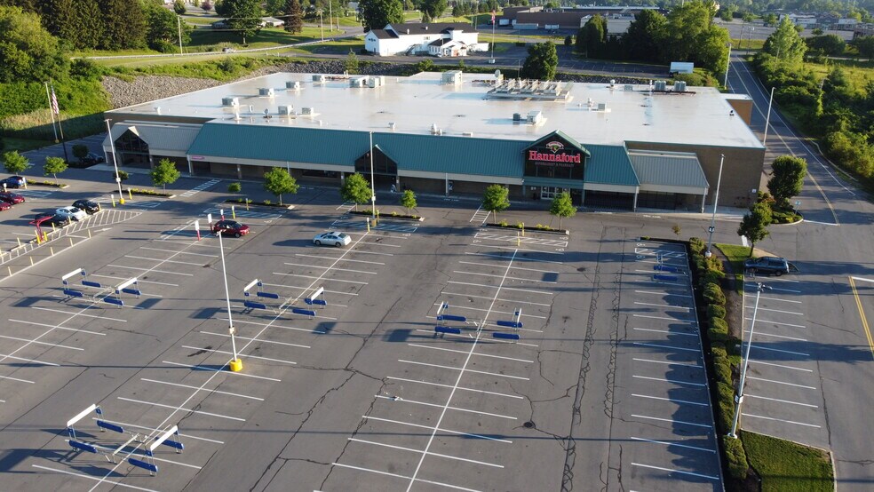 More Photos Of 4571-4605 Commercial Dr, New Hartford Unknown For Lease