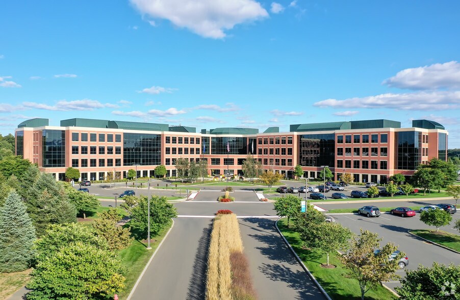 Primary Photo Of 1 Griffin Rd N, Windsor Office For Sale