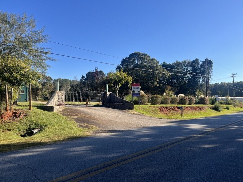 More Photos Of 460 Aerodrome Way, Griffin Land For Sale
