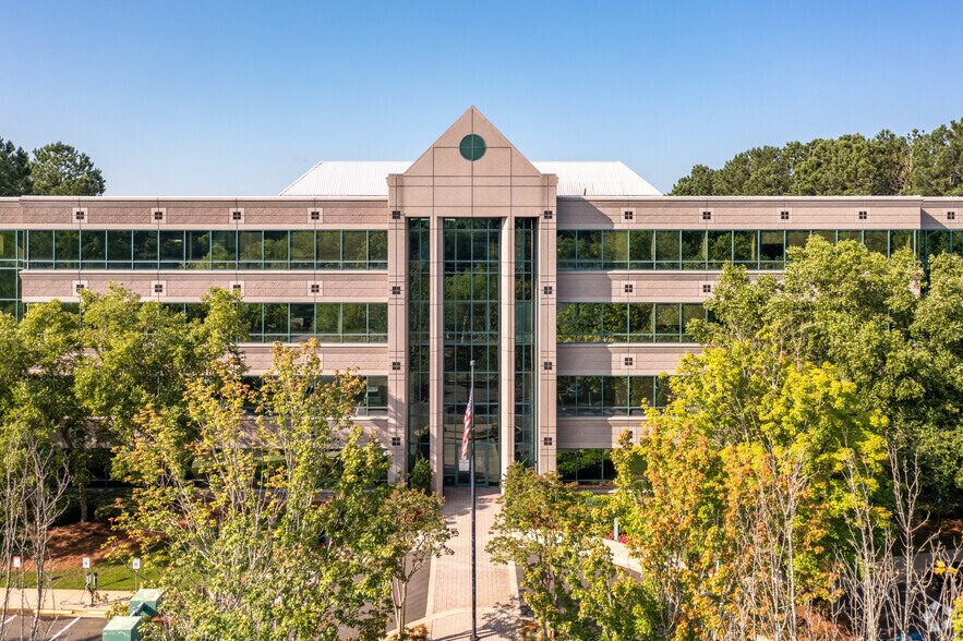 More Photos Of 6455 E Johns Xing, Johns Creek Office For Lease