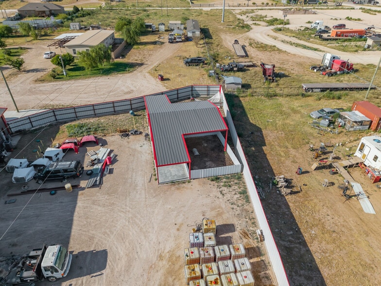 More Photos Of 411 Wein, Odessa Industrial For Sale