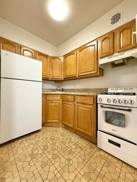 More Photos Of 46 W 87th St, New York Apartments For Sale