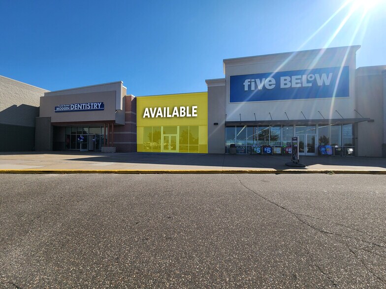 More Photos Of 3300-3550 124th Ave NW, Coon Rapids Unknown For Lease