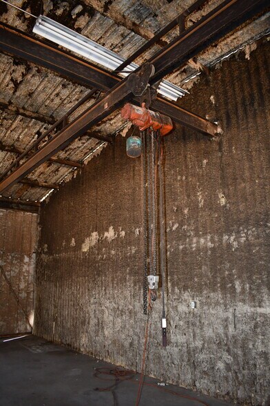 More Photos Of 1737 Hwy 81, Pearsall Warehouse For Sale