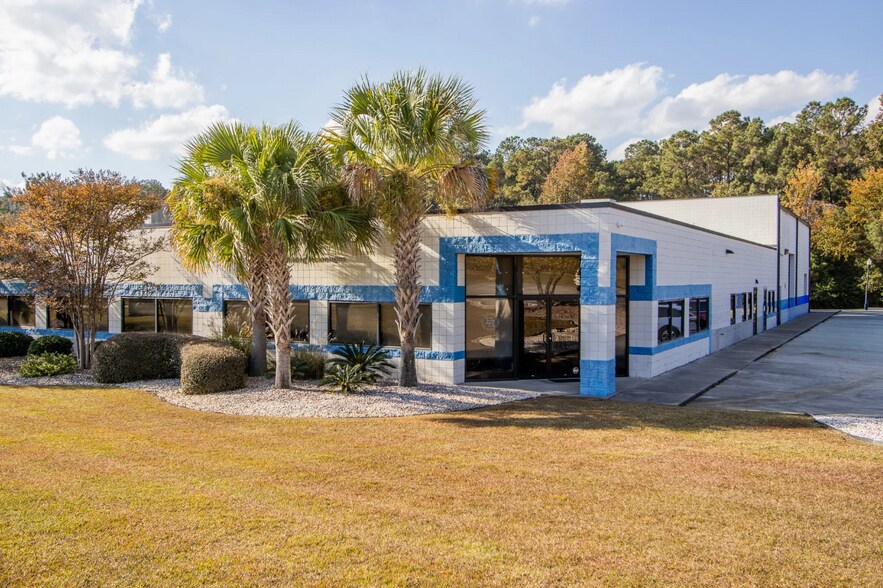 Primary Photo Of 104 Vantage Point Dr, West Columbia Showroom For Lease