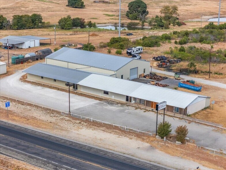 Primary Photo Of 3206 W Us Highway 377, Granbury Flex For Sale