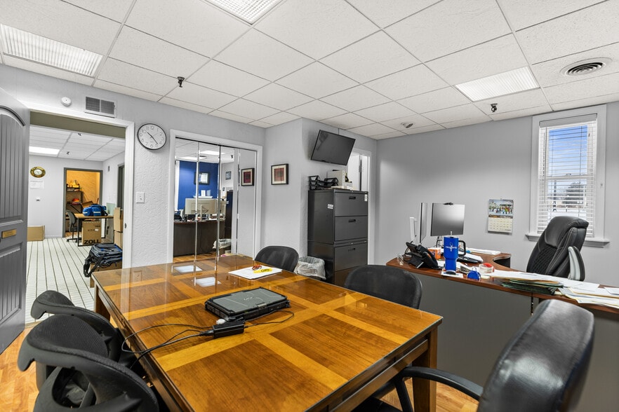 More Photos Of 410 Catherine St, Utica Service For Sale