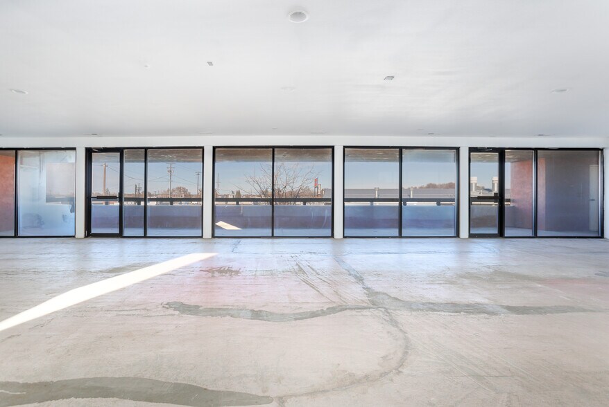 More Photos Of 10 N Washington St, Kennewick Office For Lease