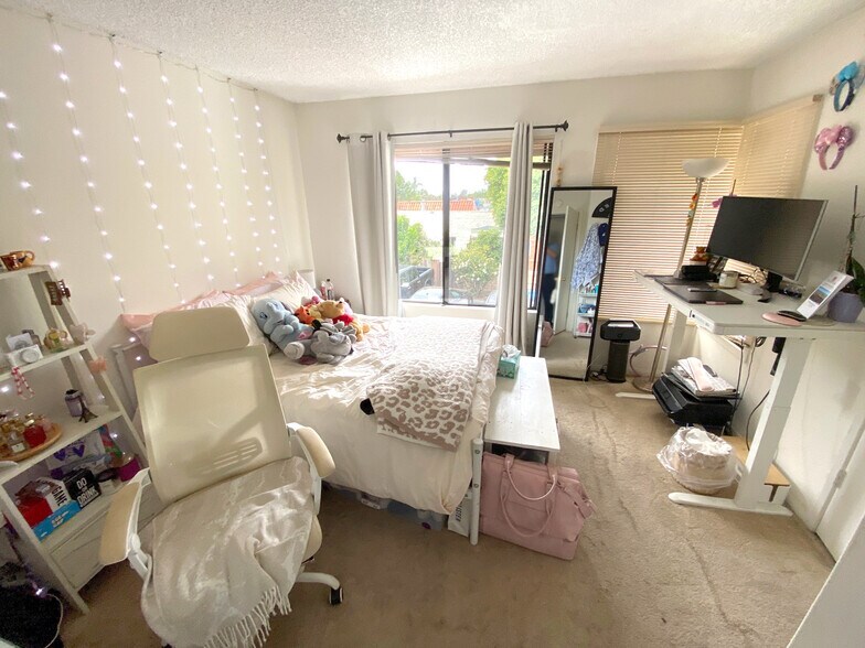 More Photos Of 4420 Via Real, Carpinteria Office Residential For Sale