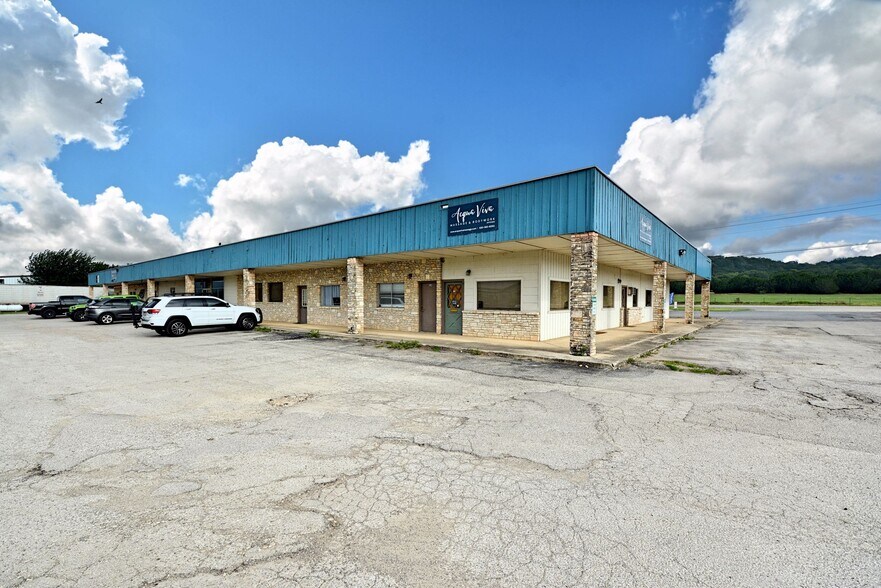 More Photos Of 1175 FM 2673, Canyon Lake Unknown For Lease