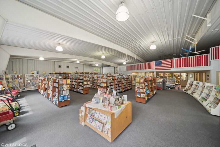 More Photos Of 15437 N Red Bud Trl, Buchanan Storefront Retail Office For Sale