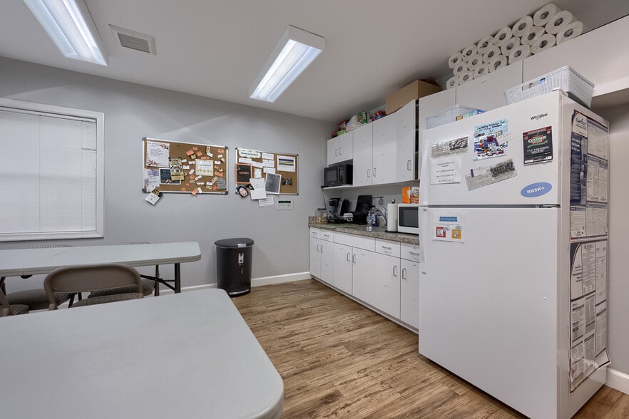 More Photos Of 250 N Reading Rd, Ephrata Office For Sale