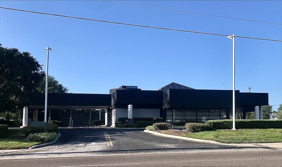 More Photos Of 5401 W Waters Ave, Tampa Freestanding For Sale