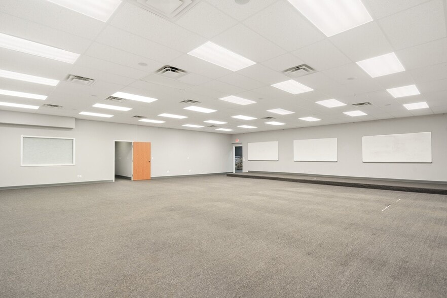 More Photos Of 707 County Line Rd, Palmer Lake Warehouse For Sale