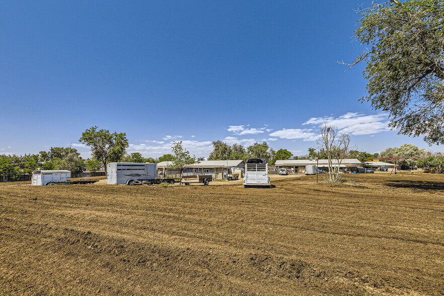 More Photos Of 8690 Verbena St, Commerce City Warehouse For Sale