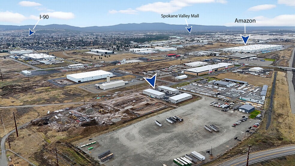 More Photos Of 4524 Barker Rd, Spokane Valley Showroom For Lease