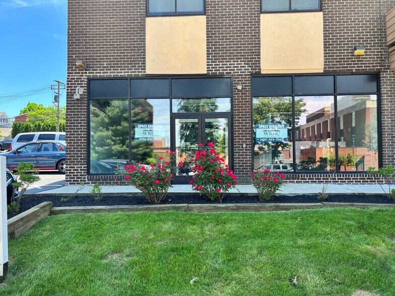 More Photos Of 2040 Lehigh St, Easton Apartments For Lease