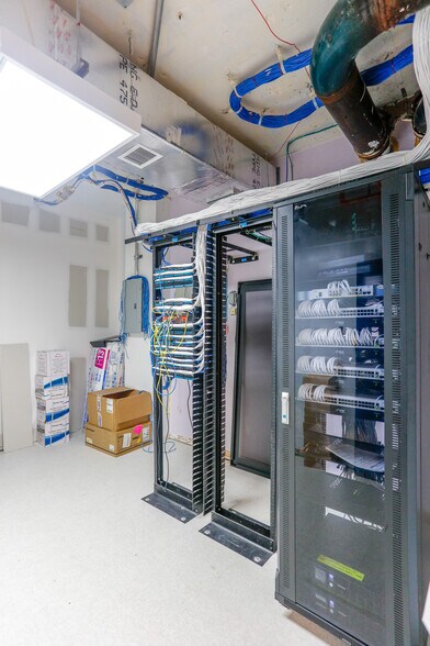 More Photos Of 1720 Harrison St, Hollywood Office Residential For Sale